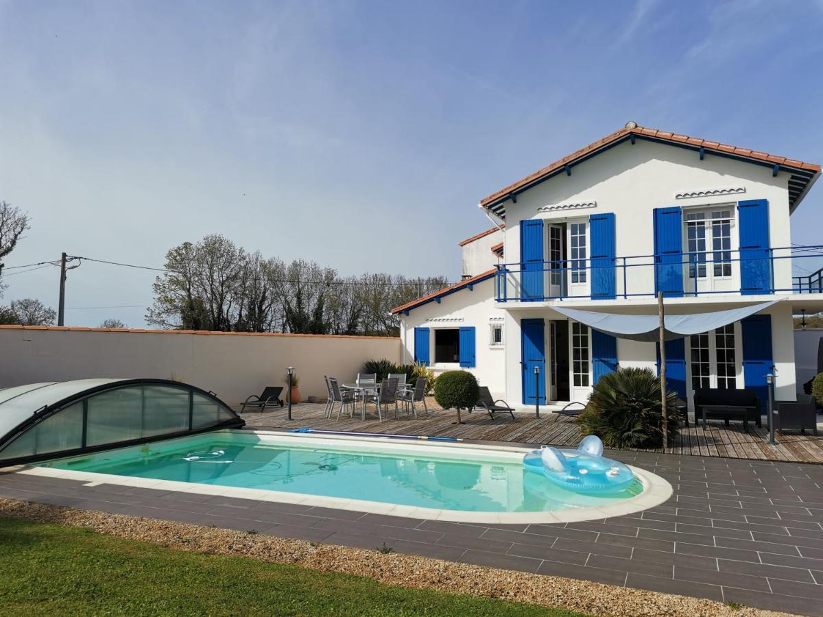 Maison De Campagne Proche Des Plages Saint-Romain-de-Benet Bagian luar foto